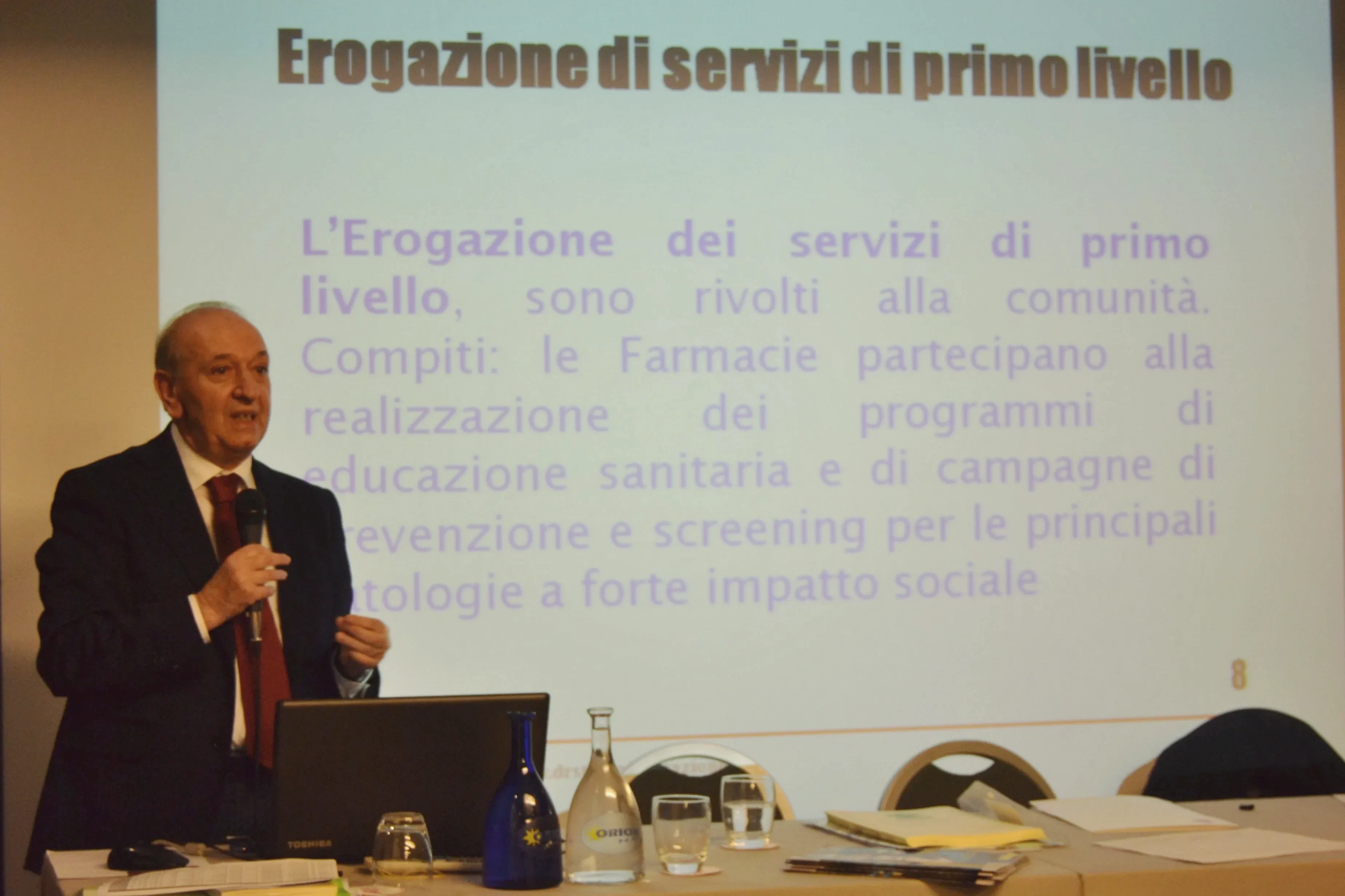 Dotto Carbone - Uno Psicologo in Farmacia
